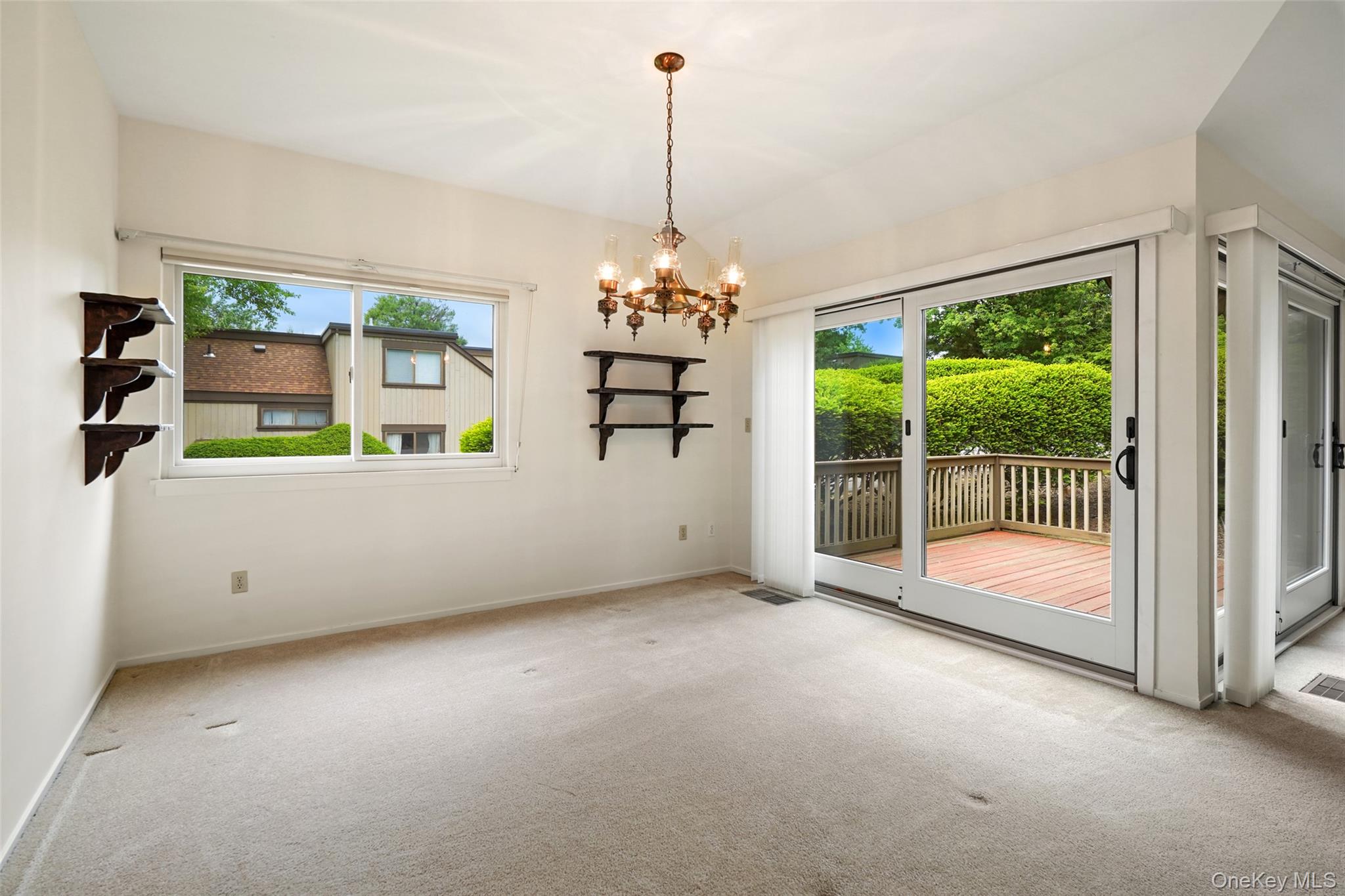 101 Heritage Hills Drive, Unit A photo 9