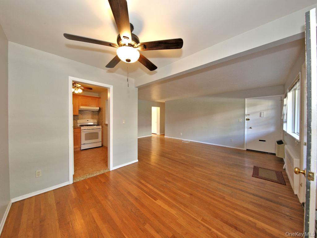 419 Tompkins Avenue, Unit 3 photo 6