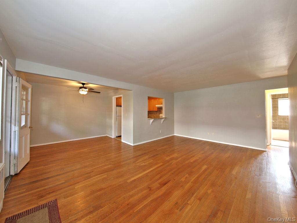 419 Tompkins Avenue, Unit 3 photo 4