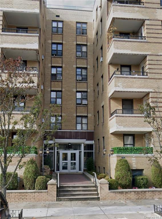 150 West End Avenue, Unit 3B