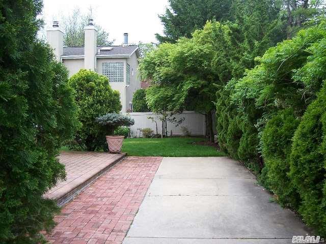 48 Orchard Beach Boulevard – For Sale photo 3