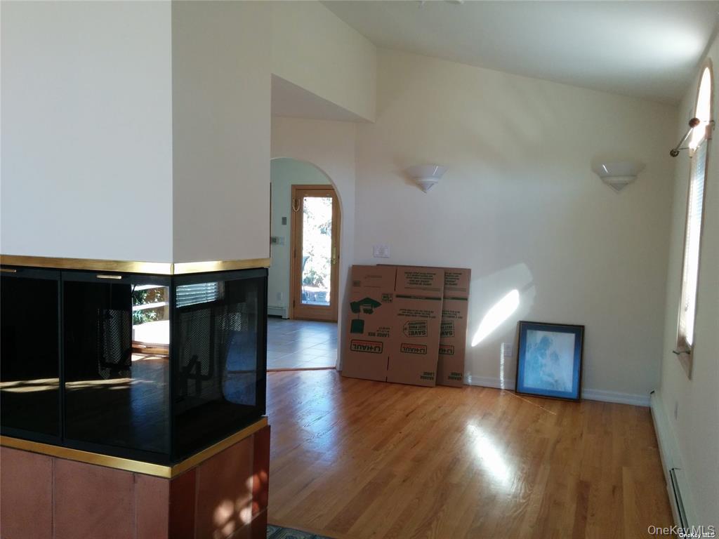 48 Orchard Beach Boulevard – For Sale photo 7