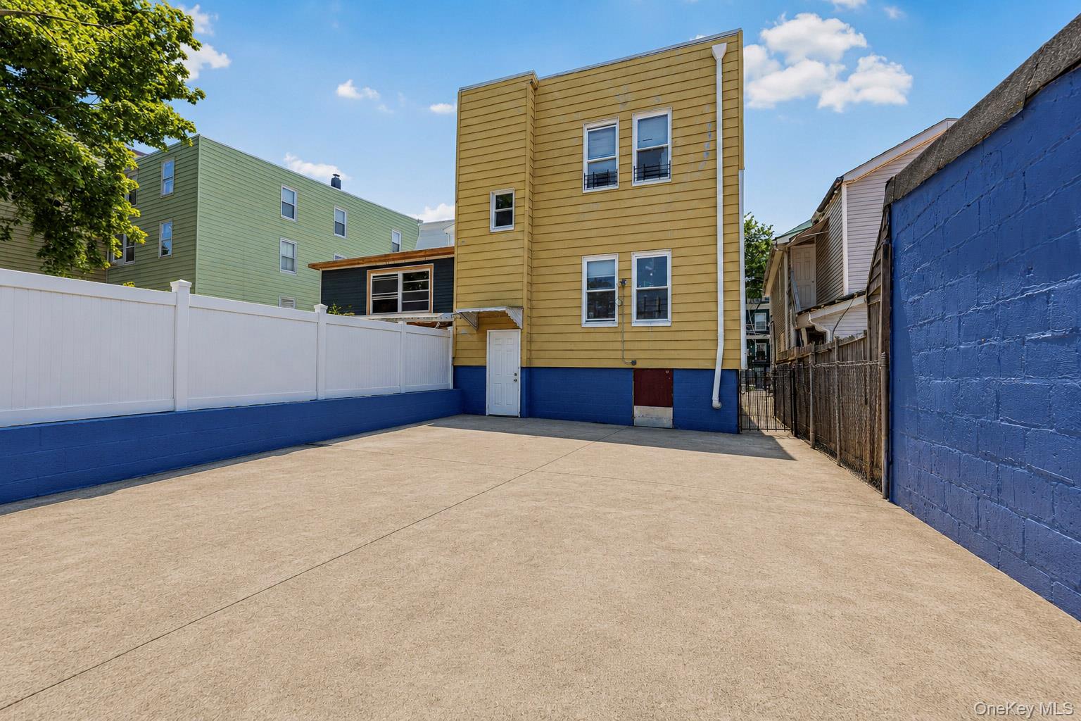 123 Oliver Avenue – For Sale photo 4