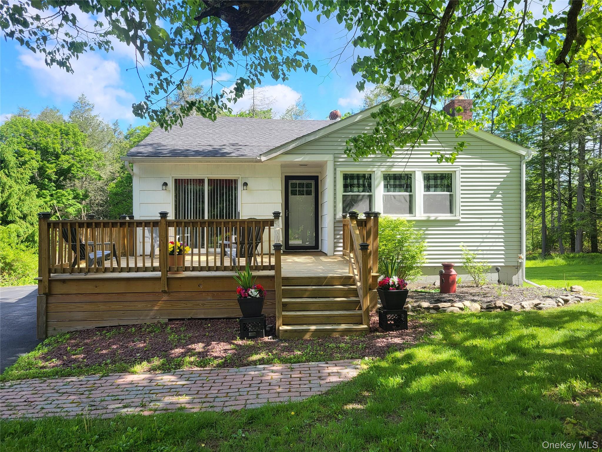 286 Dingle Daisy Road – For Sale