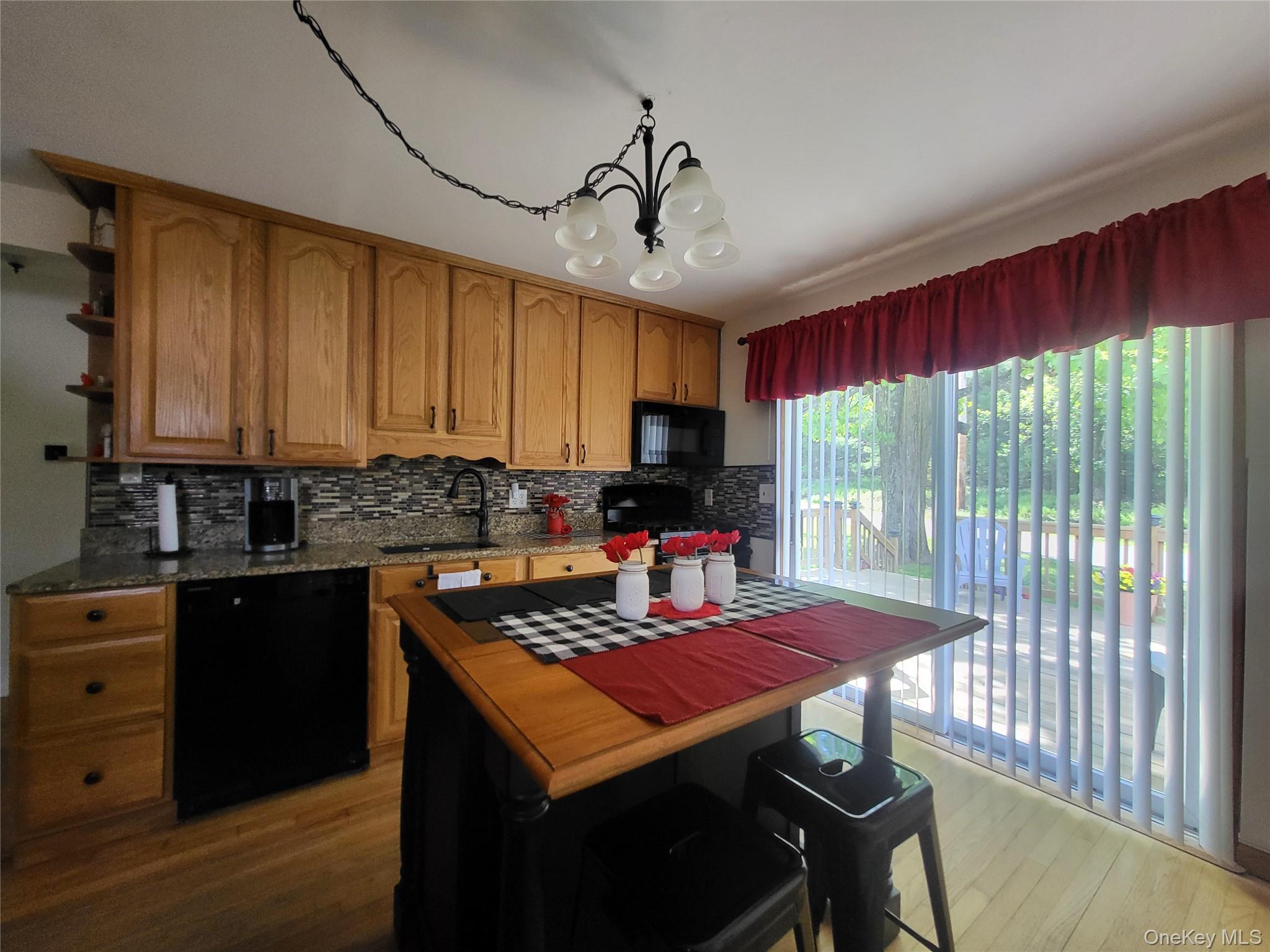 286 Dingle Daisy Road – For Sale photo 14