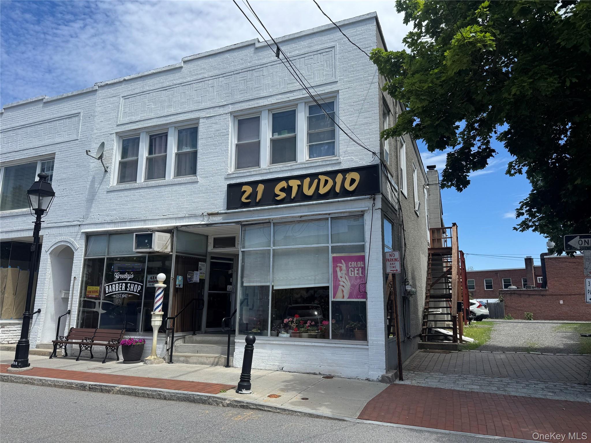 21 King Street – For Sale photo 9