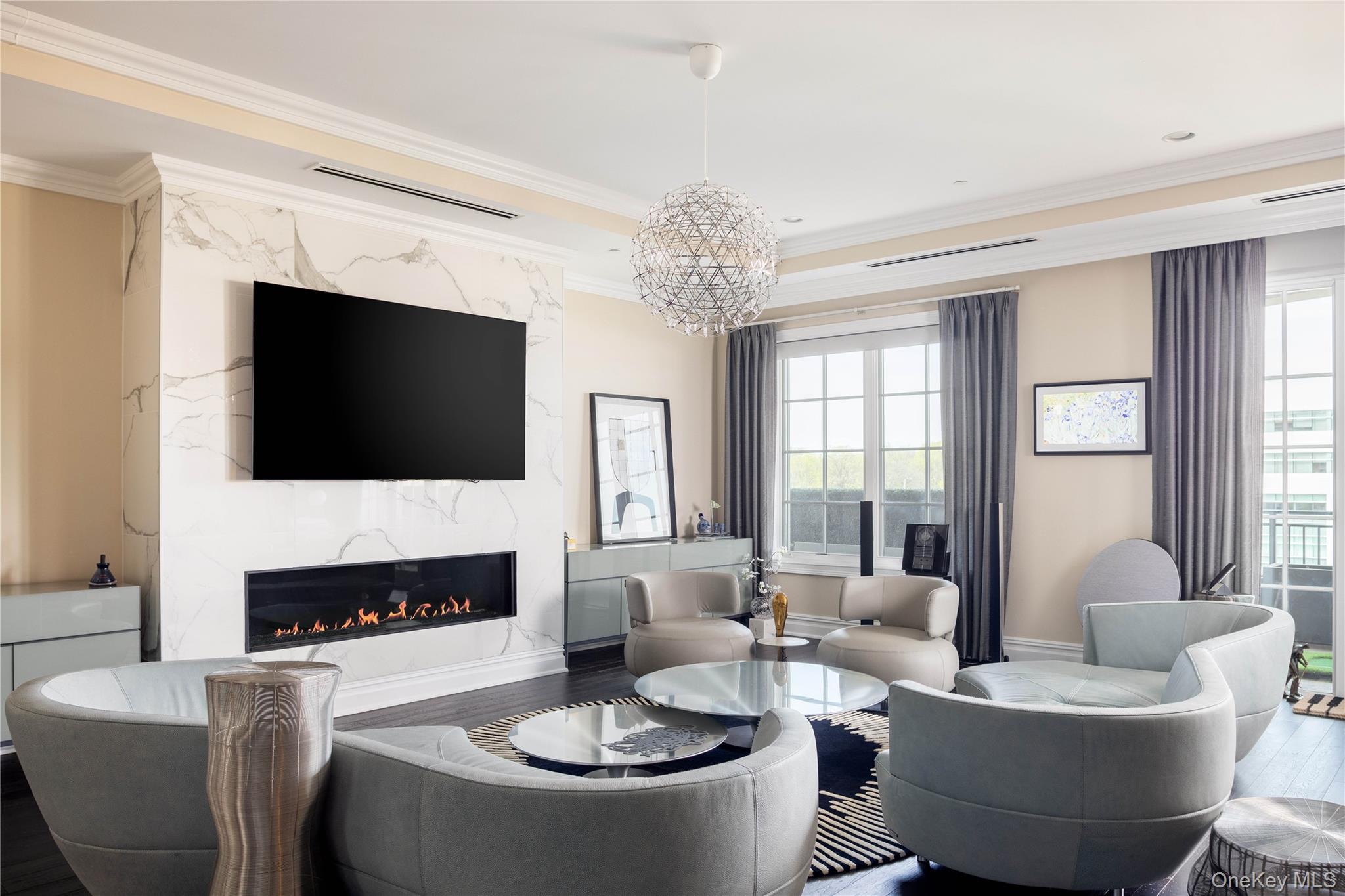 5000 Royal Court, Unit 5101