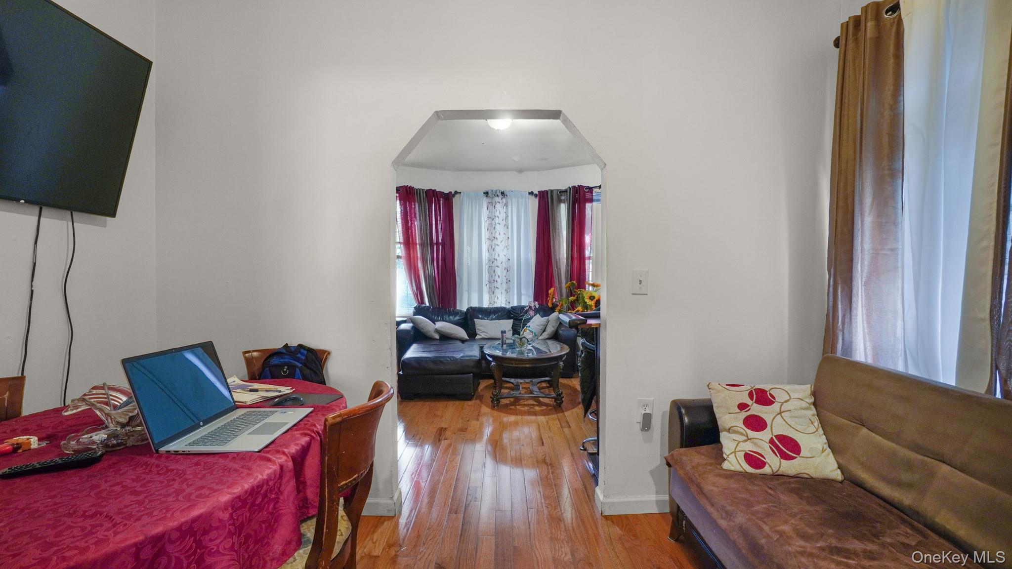 2657 Briggs Avenue – For Sale photo 26