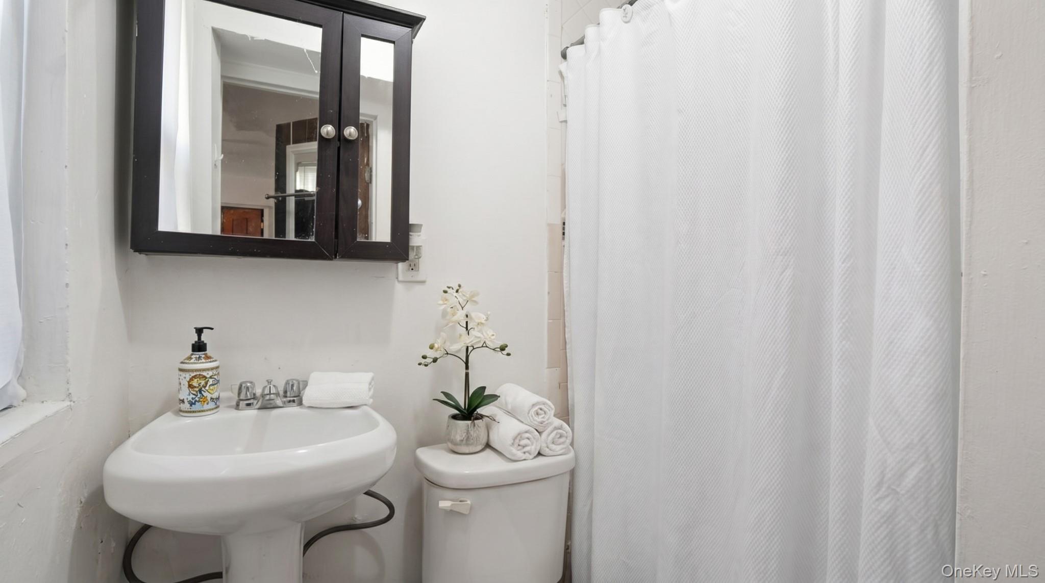 2657 Briggs Avenue – For Sale photo 12