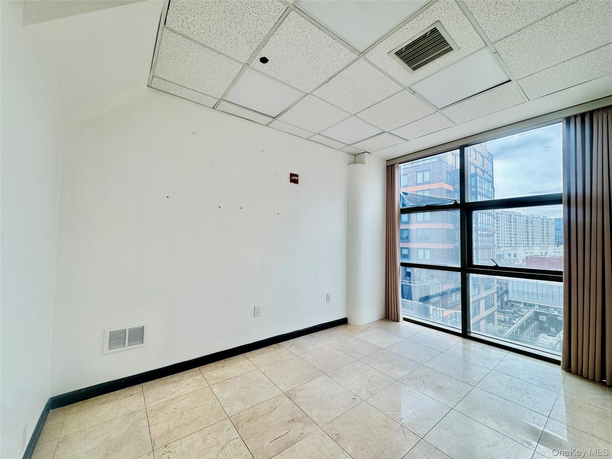 39-07 Prince Street, Unit 6F