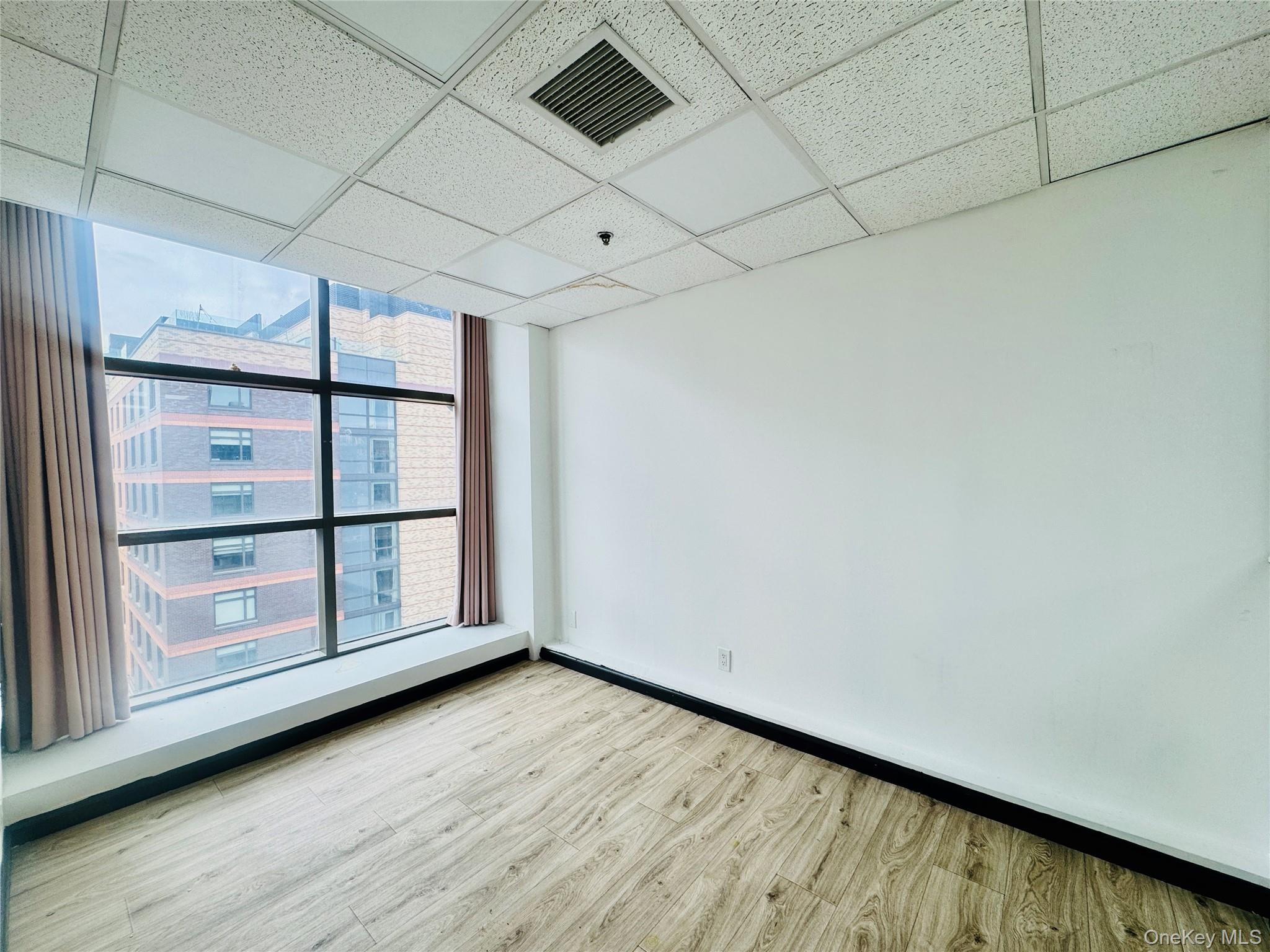39-07 Prince Street, Unit 6F photo 11