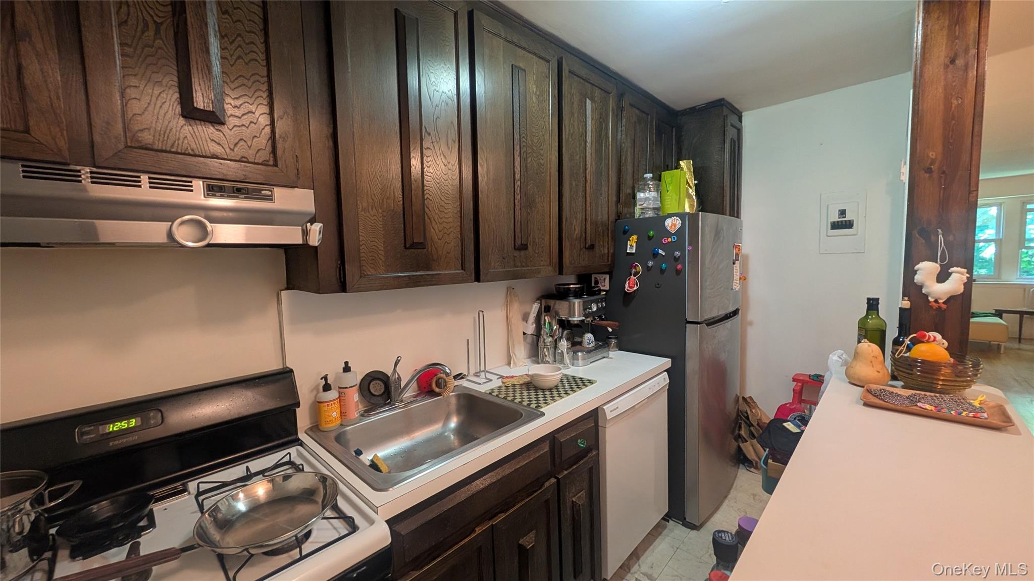 30 Pearsall Avenue N, Unit 3P photo 3