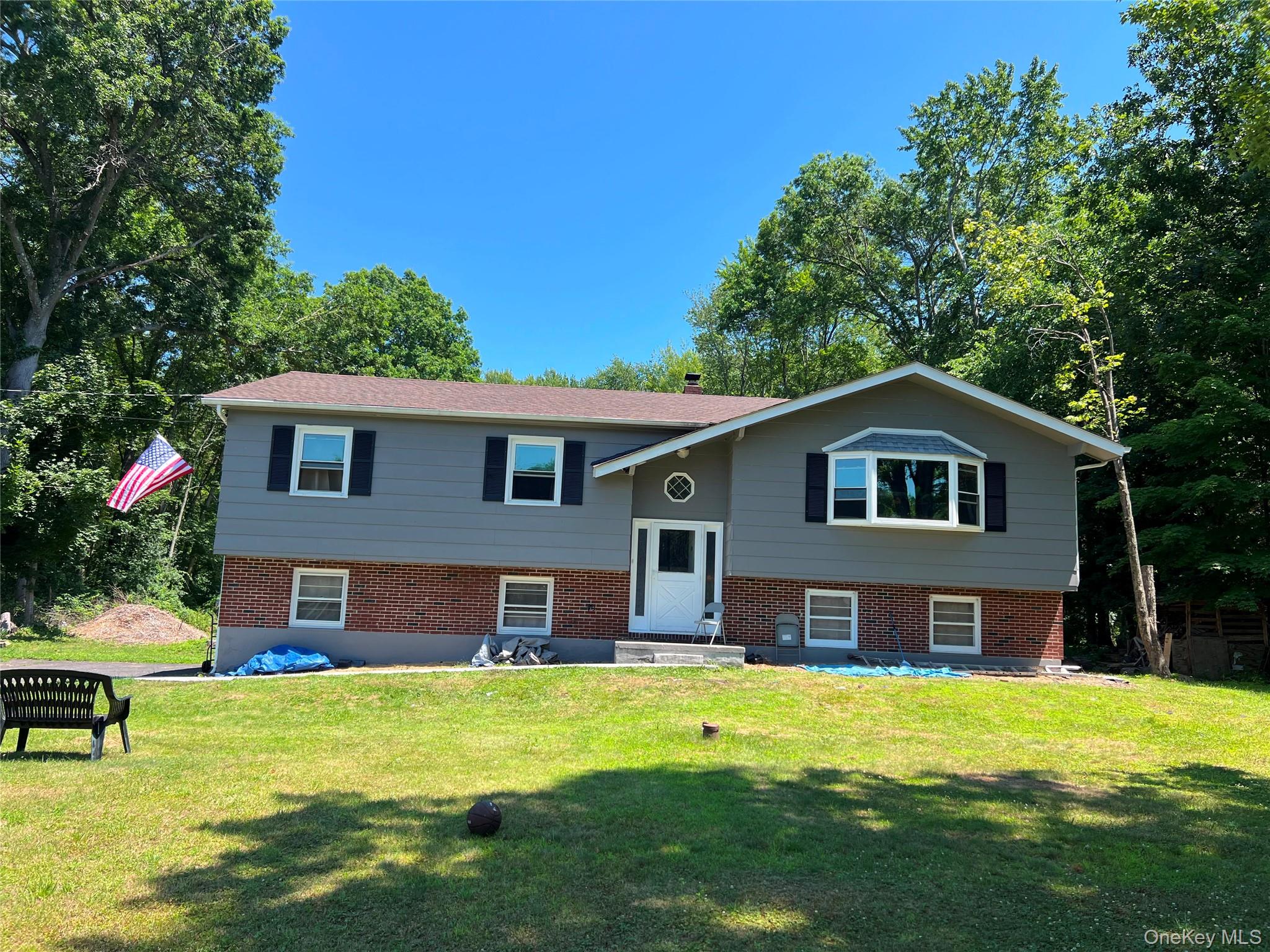 158 Sycamore Drive – For Sale photo 3