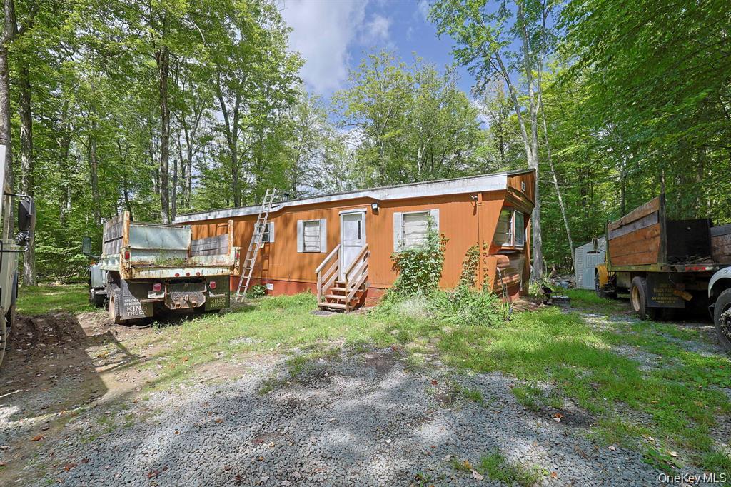 181 Oakridge Road – For Sale photo 2