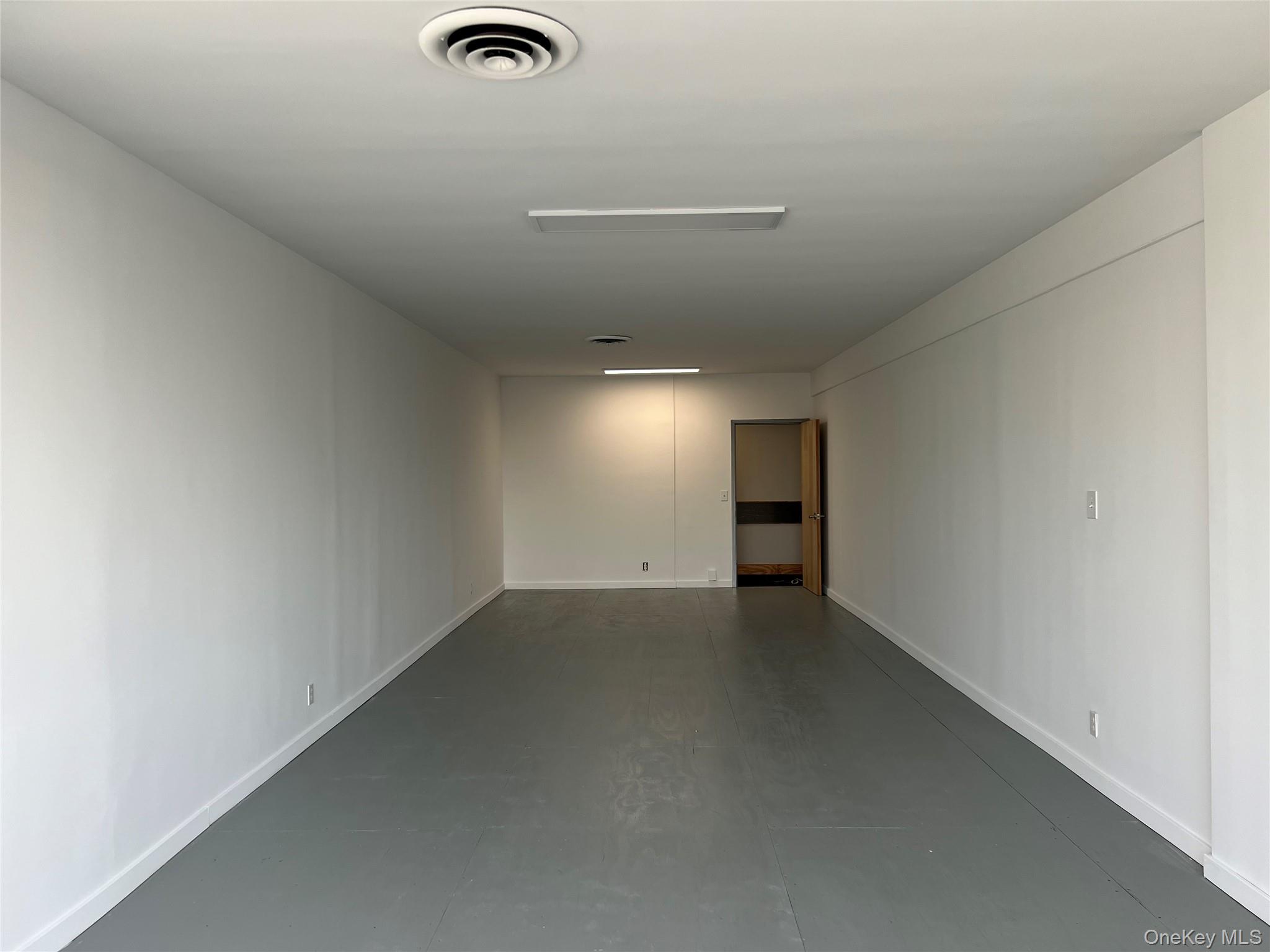 938 Port Washington Boulevard, Unit 4 photo 4