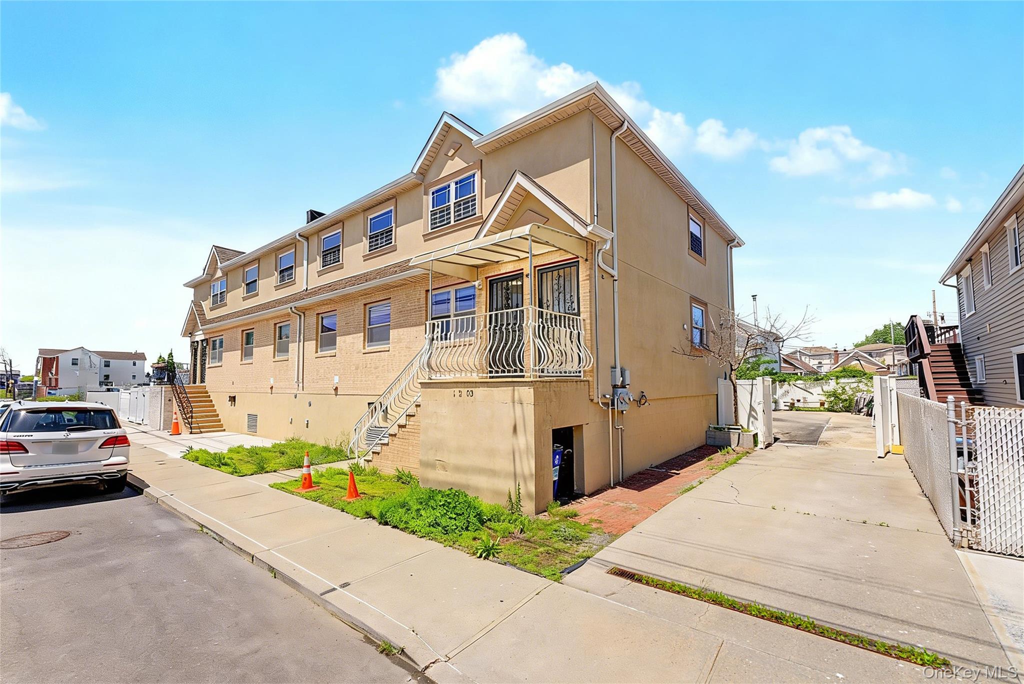 10205 Davenport Court – For Sale photo 2