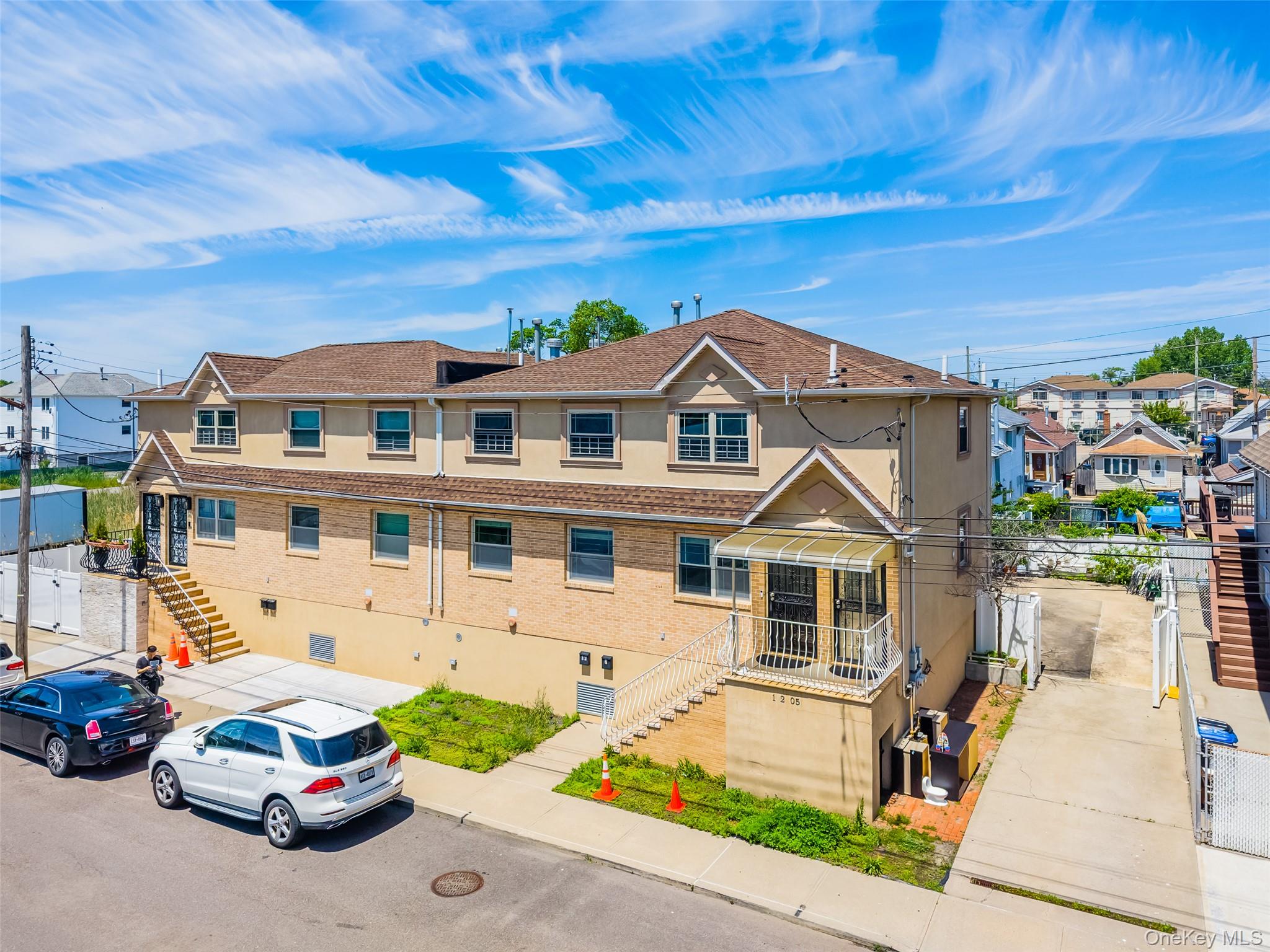 10205 Davenport Court – For Sale