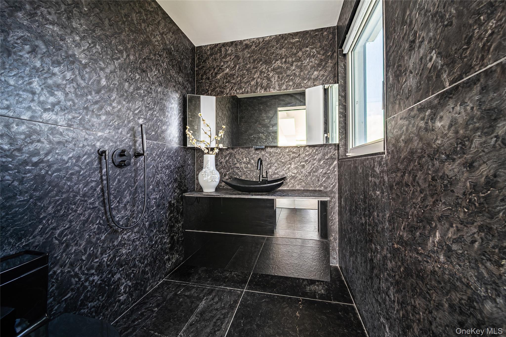 38 Beach Lane – For Sale photo 8