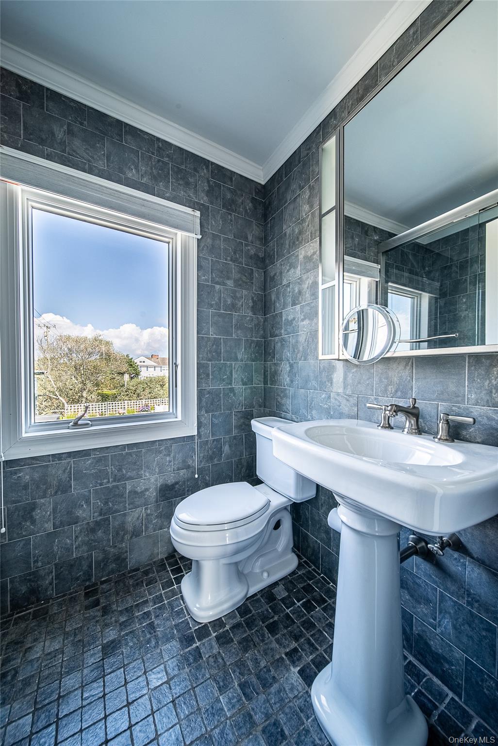 38 Beach Lane – For Sale photo 18