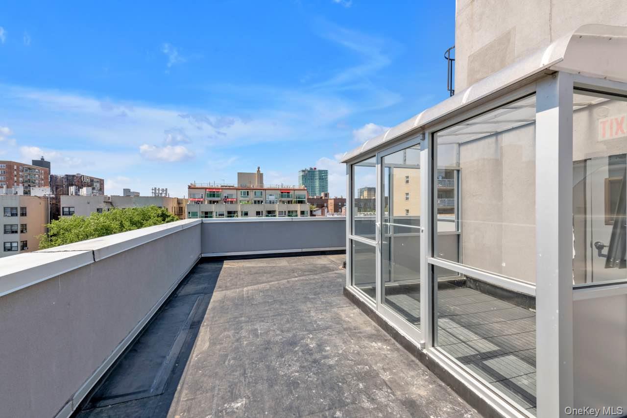 14020 Cherry Avenue, Unit 3C photo 5