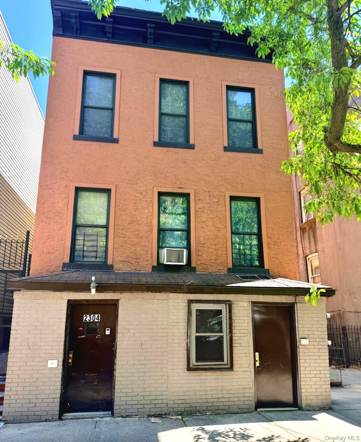2304 Bassford Avenue – For Sale