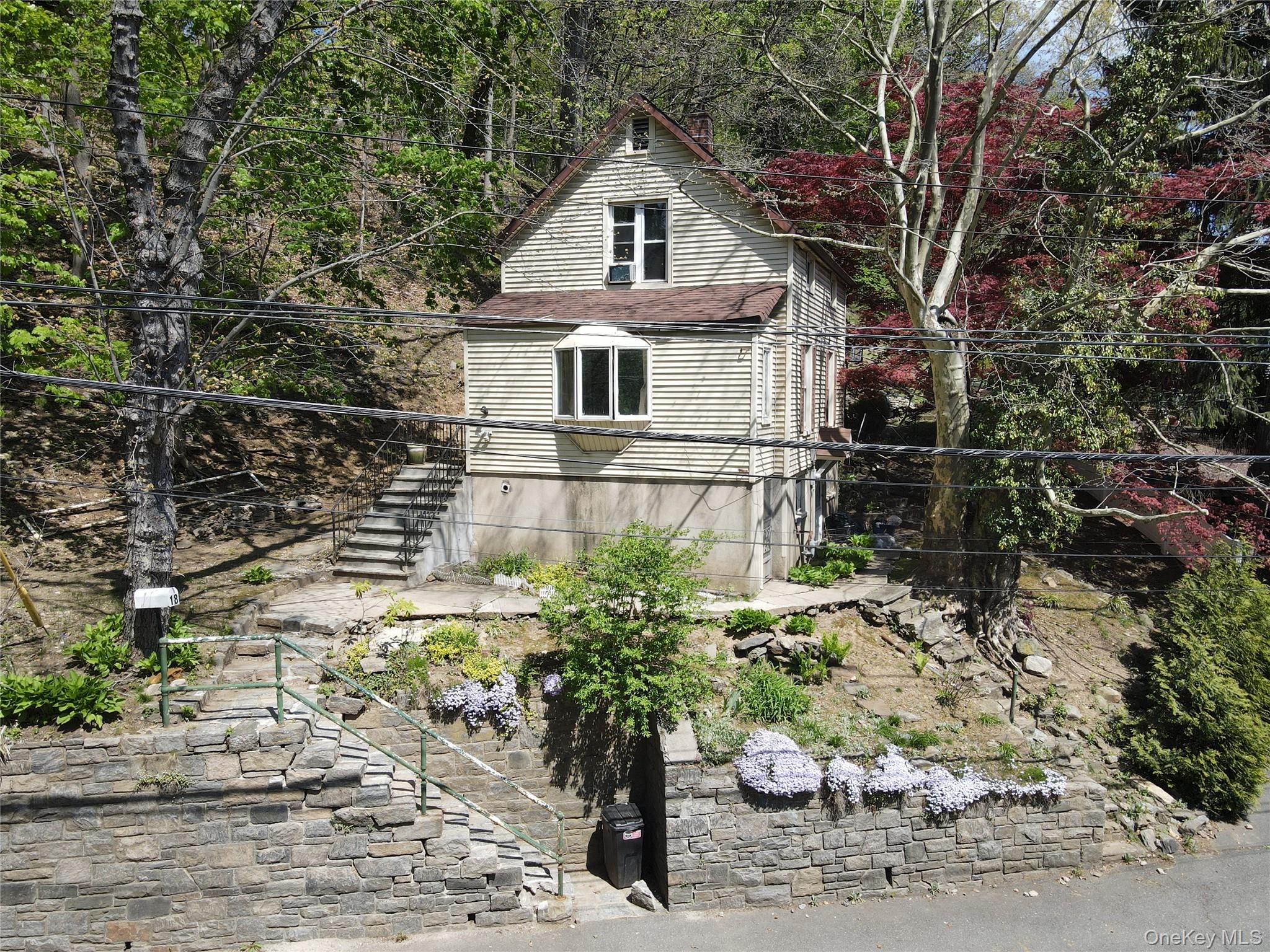 18 Columbus Avenue – For Sale photo 3