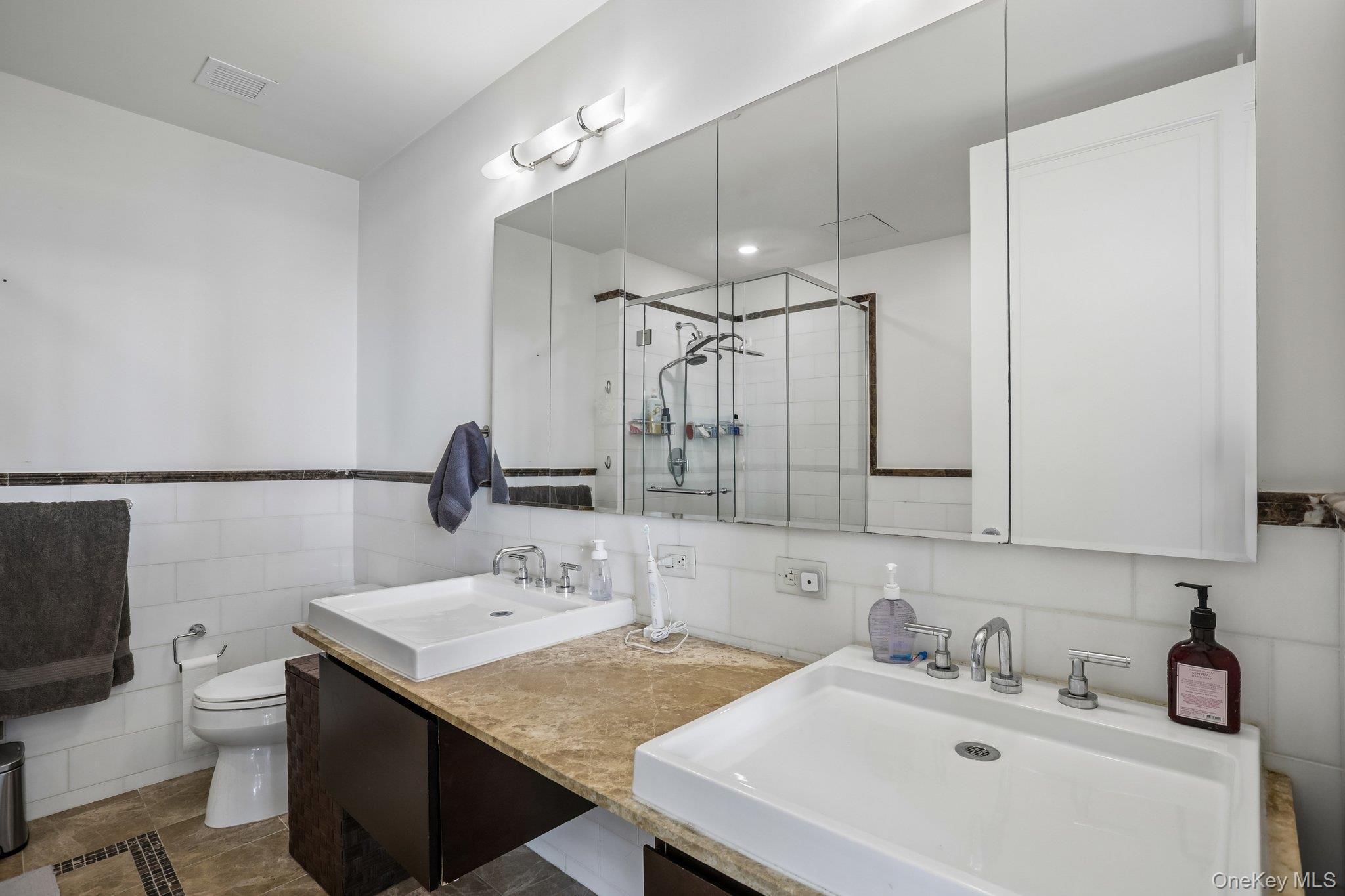 175 Huguenot Street, Unit 1606 photo 19