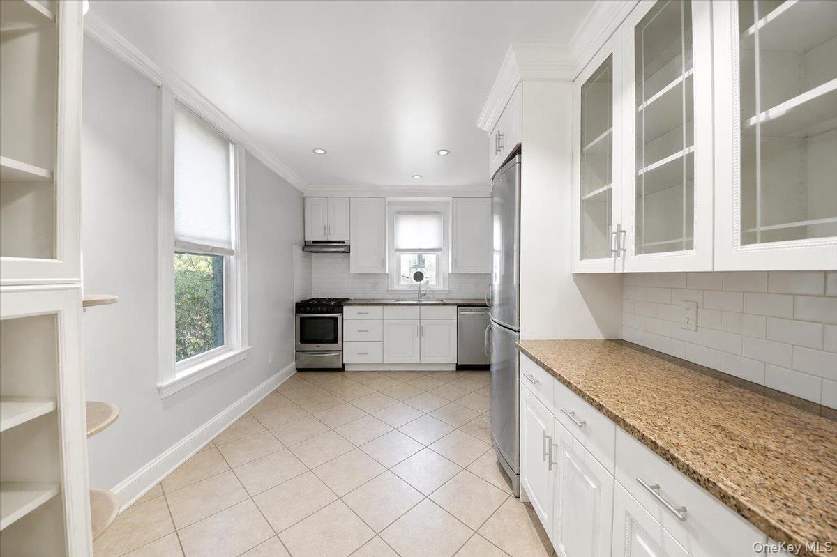 9 Hyatt Avenue – For Sale photo 3