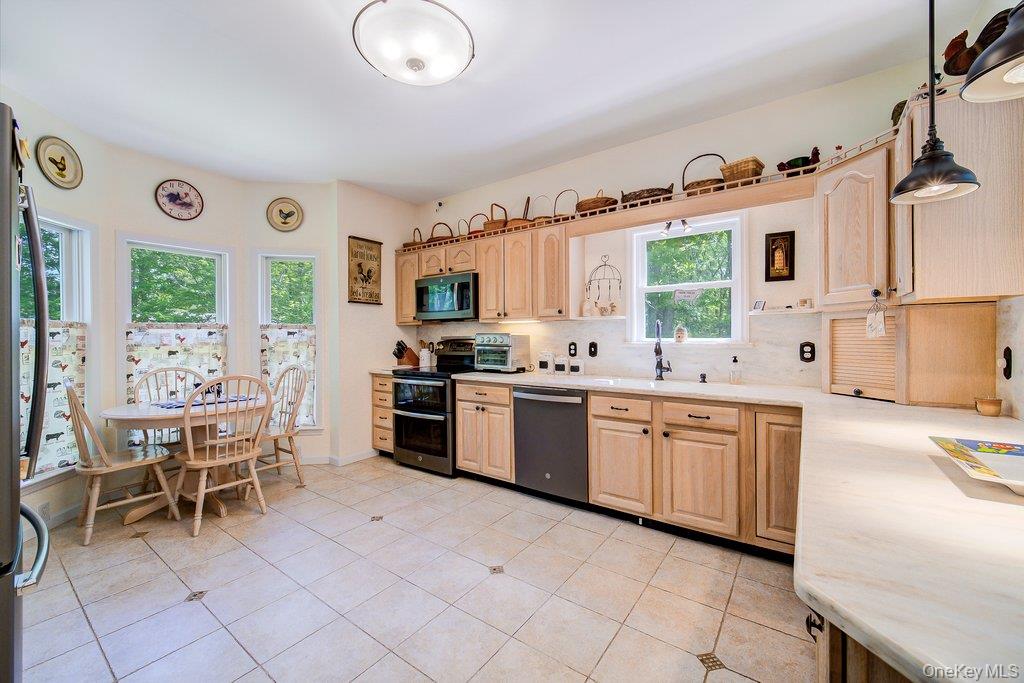 369 Grey Road – For Sale photo 9