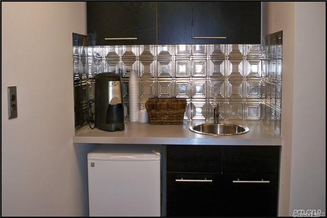 6226 Myrtle Avenue – For Rent photo 8