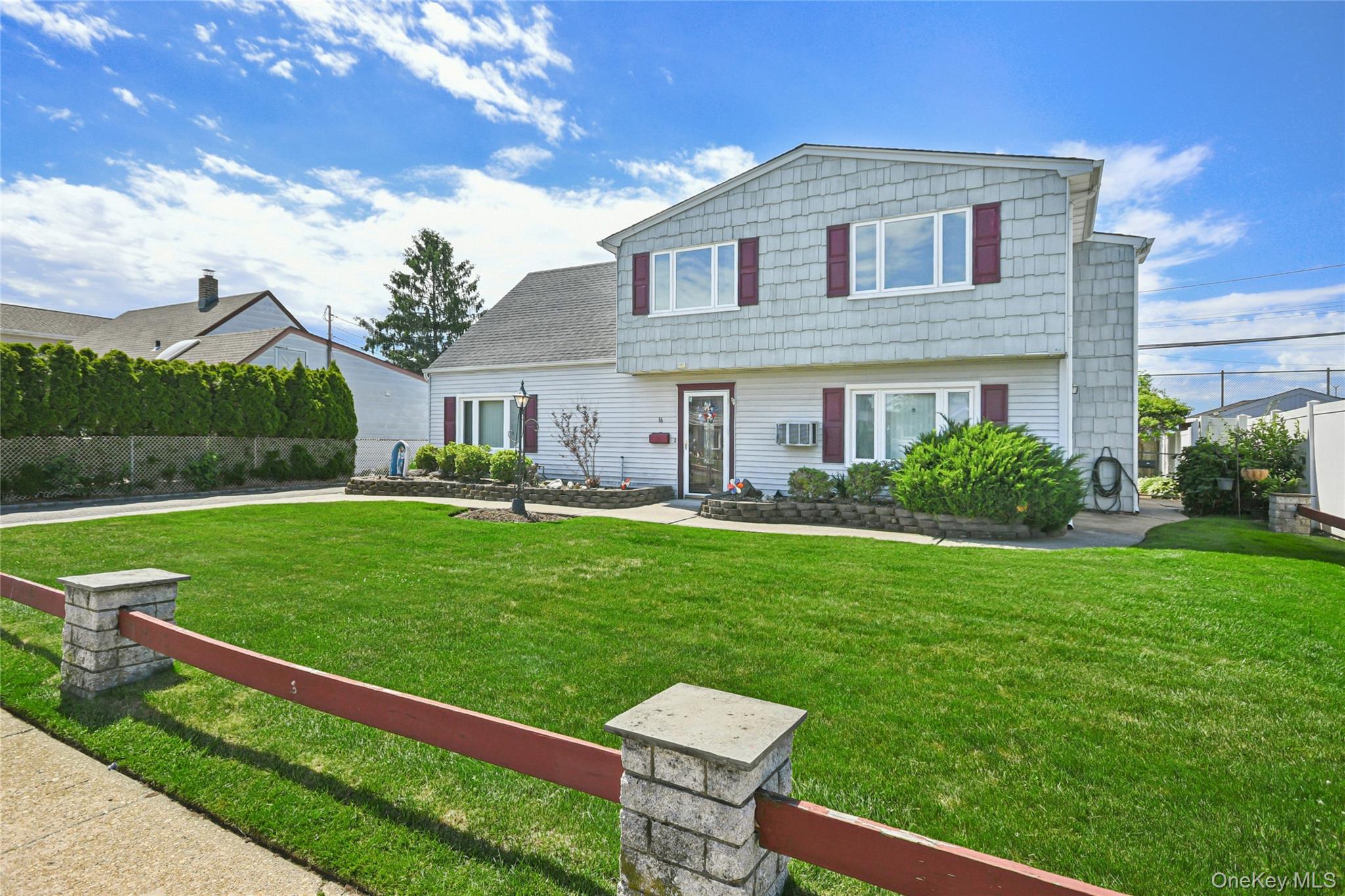 16 Sycamore Lane – For Sale photo 4