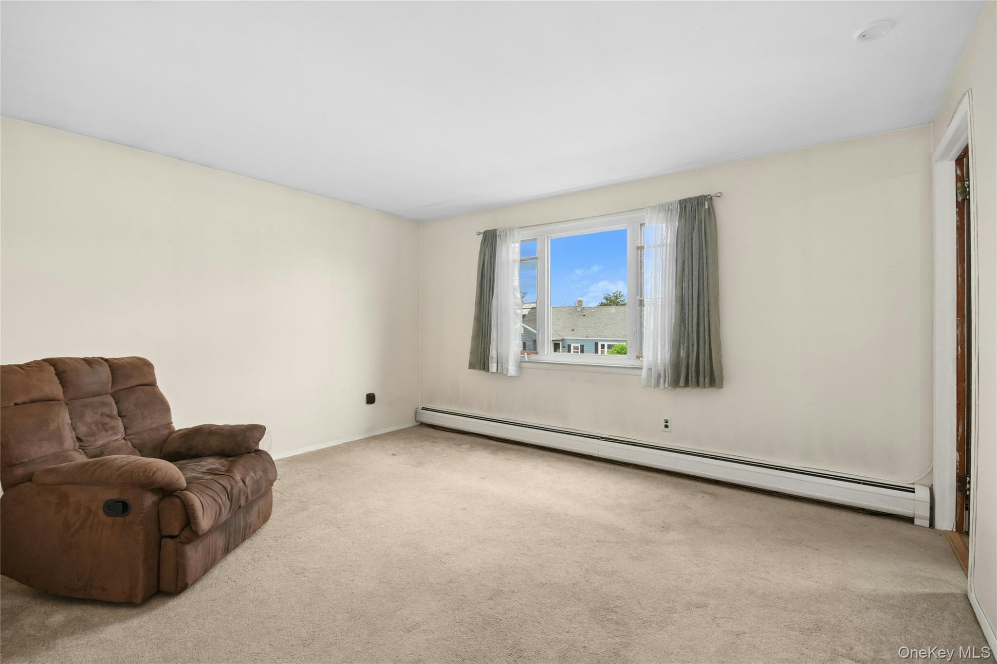16 Sycamore Lane – For Sale photo 17