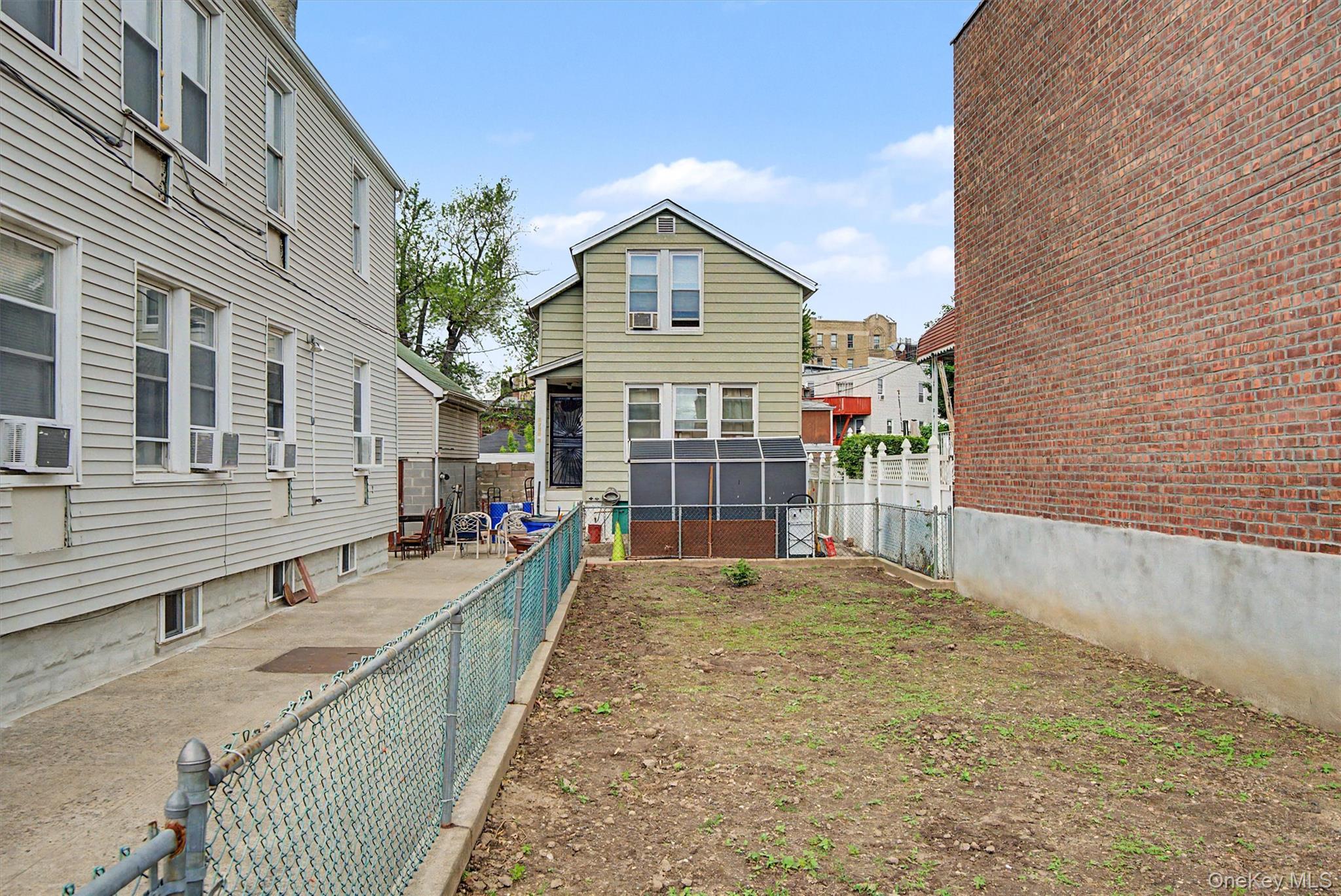 1608 Merry Avenue – For Sale photo 4