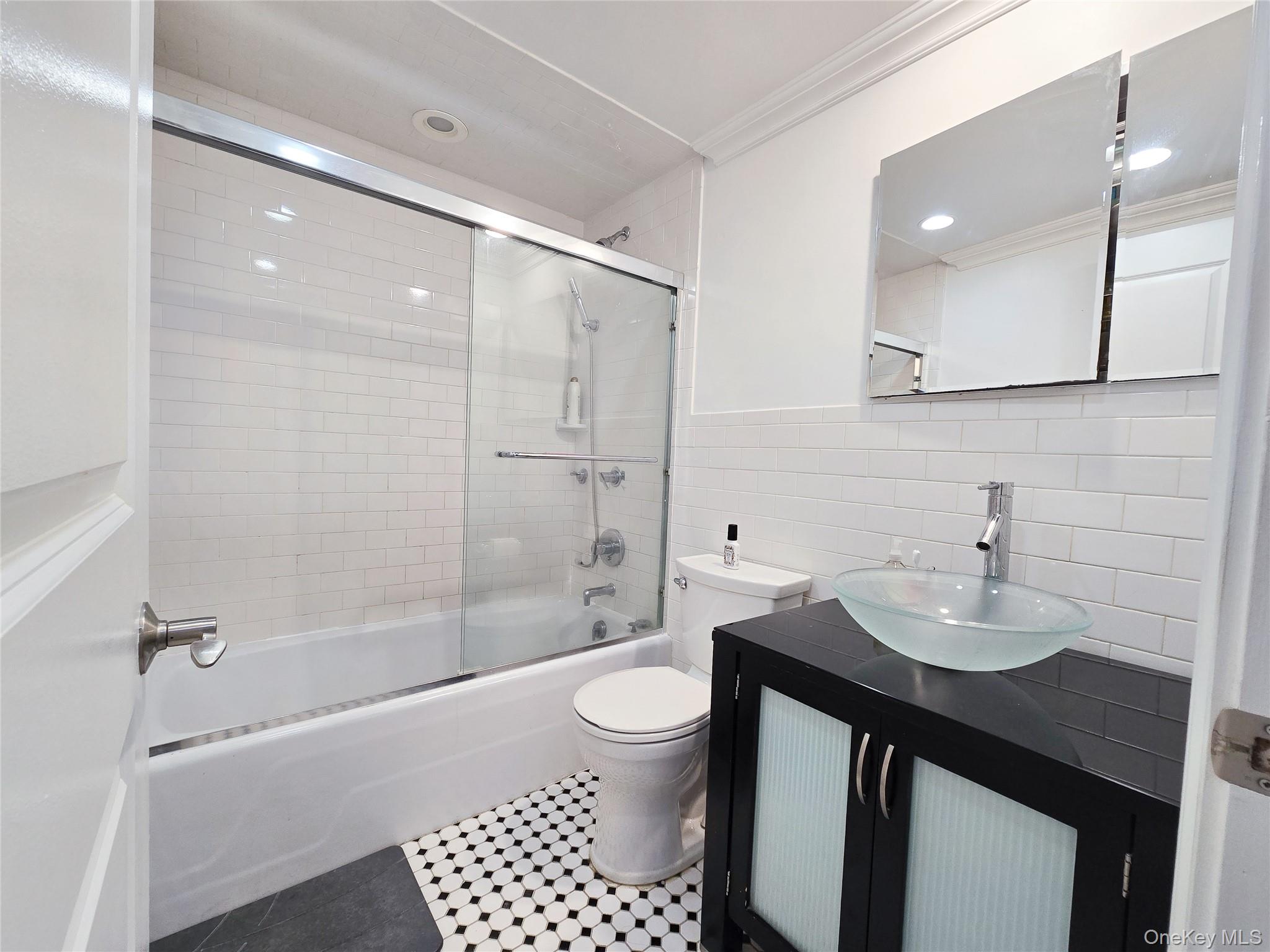 137 E 36th Street, Unit 9H photo 10
