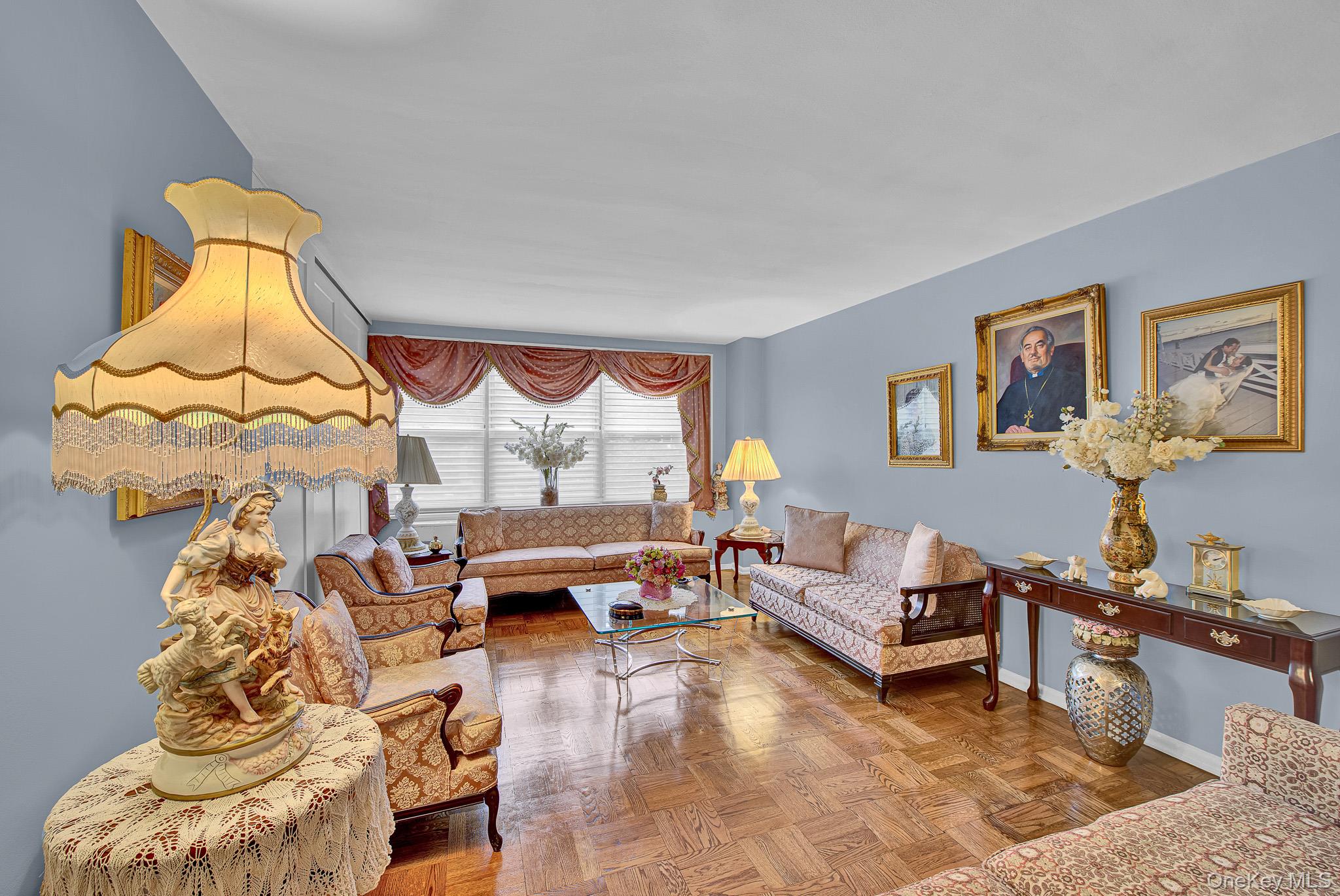 211-10 18th Avenue, Unit 1J photo 5