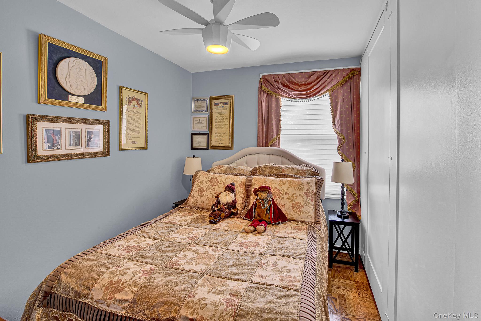 211-10 18th Avenue, Unit 1J photo 11