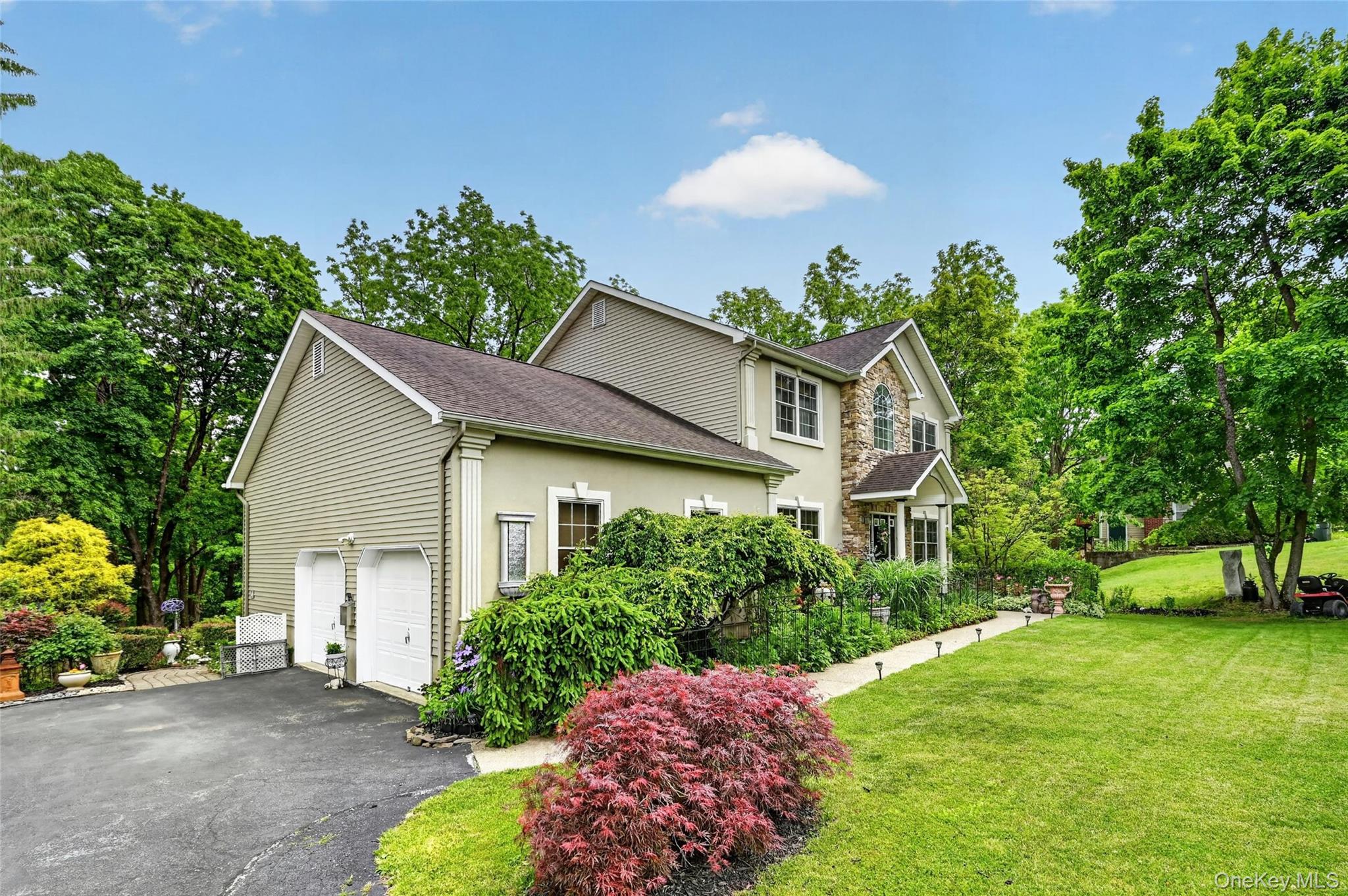 208 Oakland Avenue – For Sale photo 2