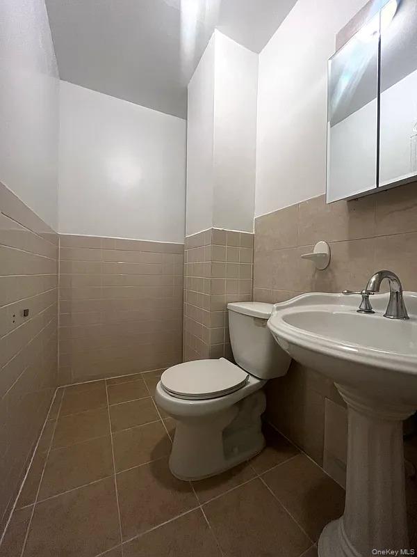 120 Norwood Avenue, Unit 3 photo 13