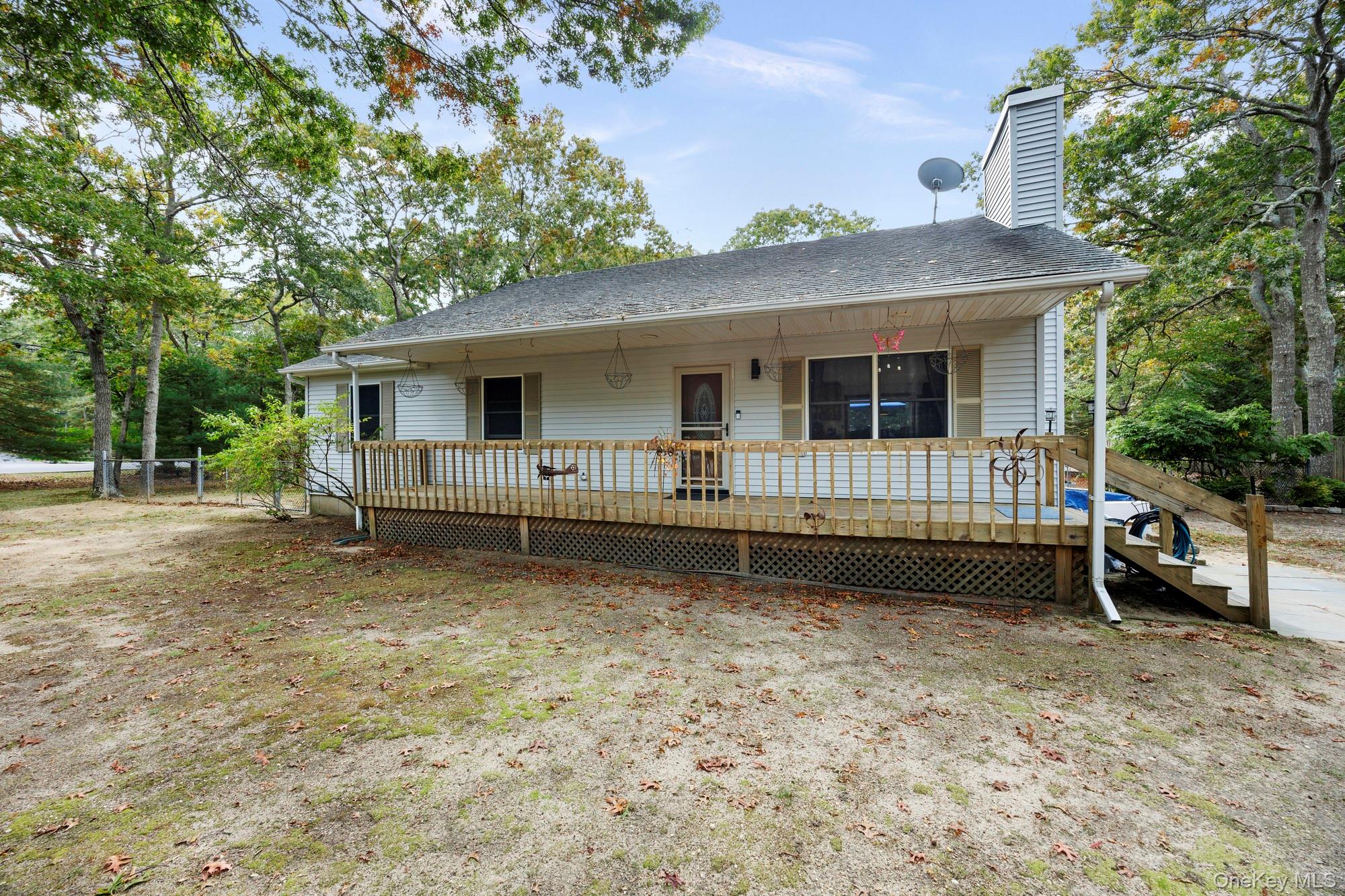 1 Amagansett Drive E – For Sale