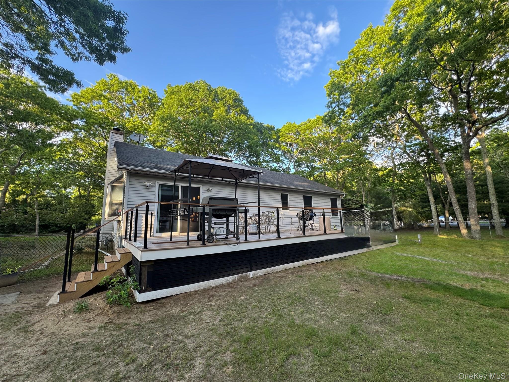 1 Amagansett Drive E – For Sale photo 2