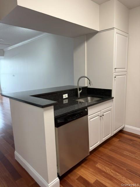 100 New Roc City Place, Unit 417 photo 8