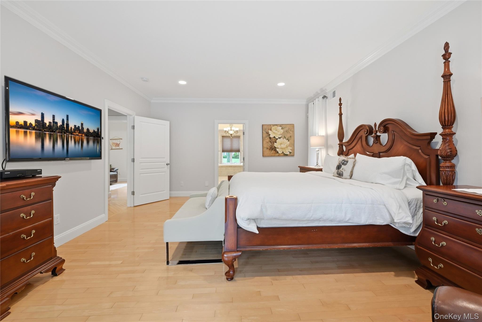 58 South Path – For Sale photo 22