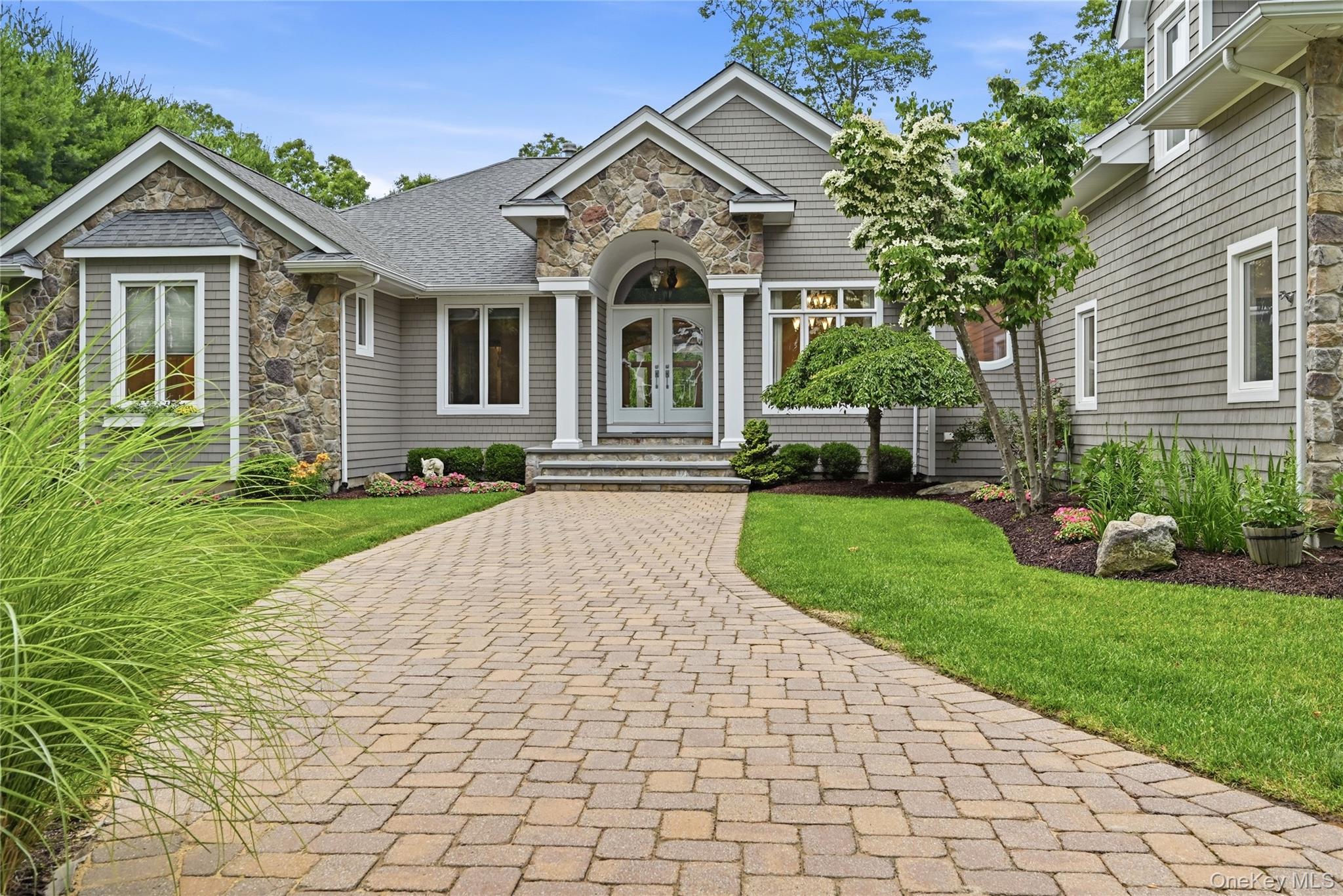 58 South Path – For Sale photo 2
