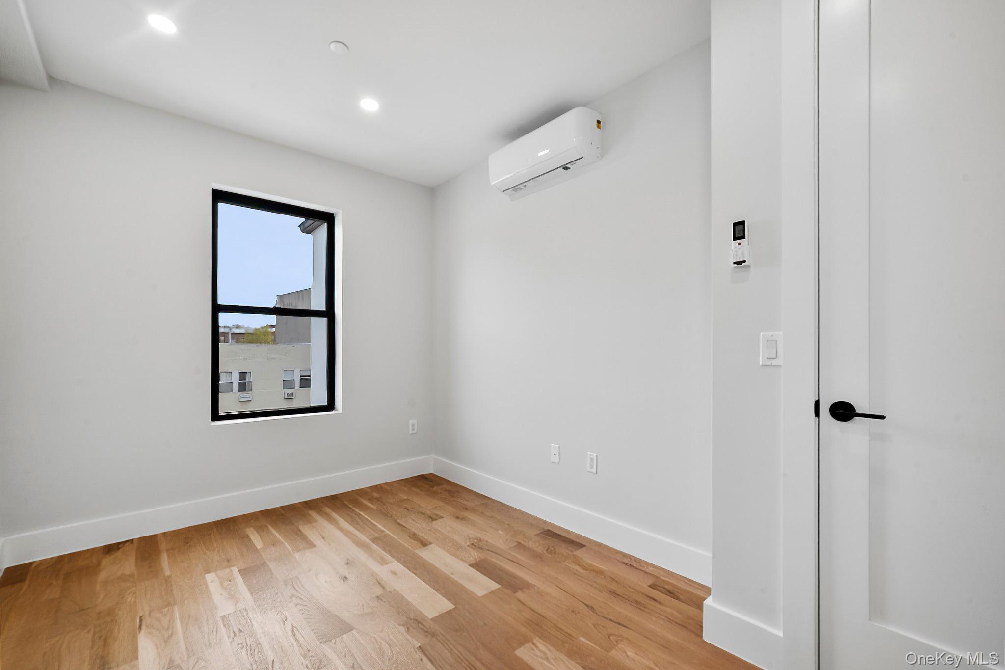 256 PUTNAM Avenue, Unit 4PH photo 8