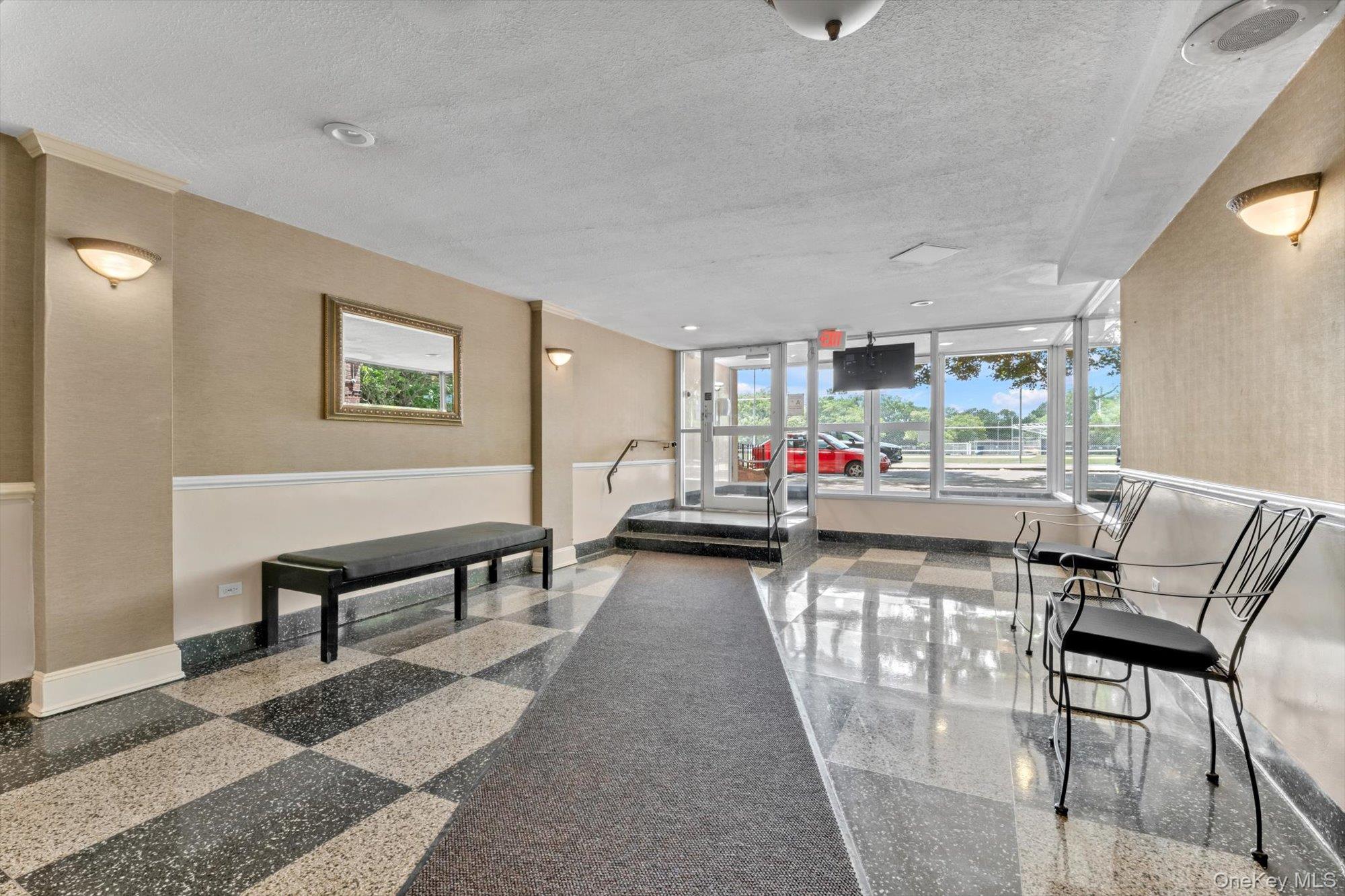 83-11 139 Street, Unit 4 G photo 2