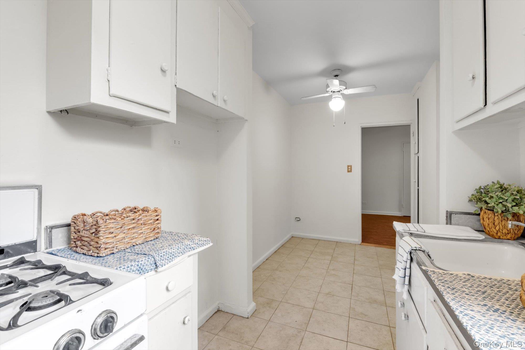 83-11 139 Street, Unit 4 G photo 10