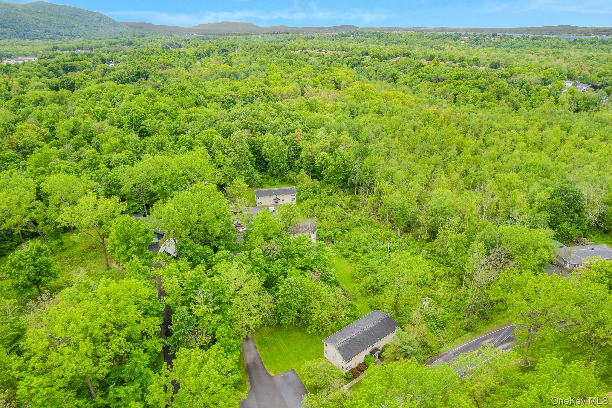 4-8 Donlo Drive – For Sale