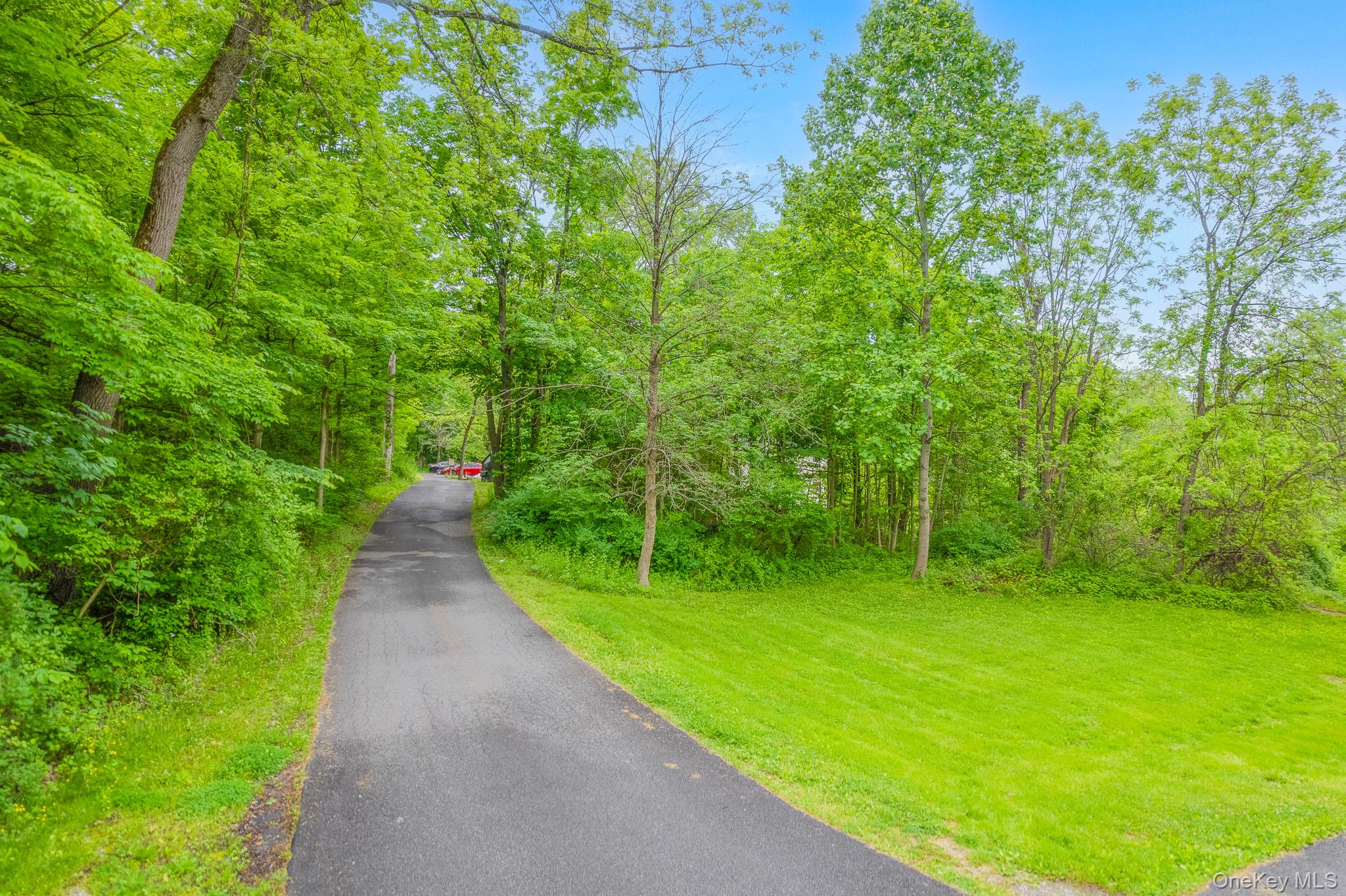4-8 Donlo Drive – For Sale photo 11