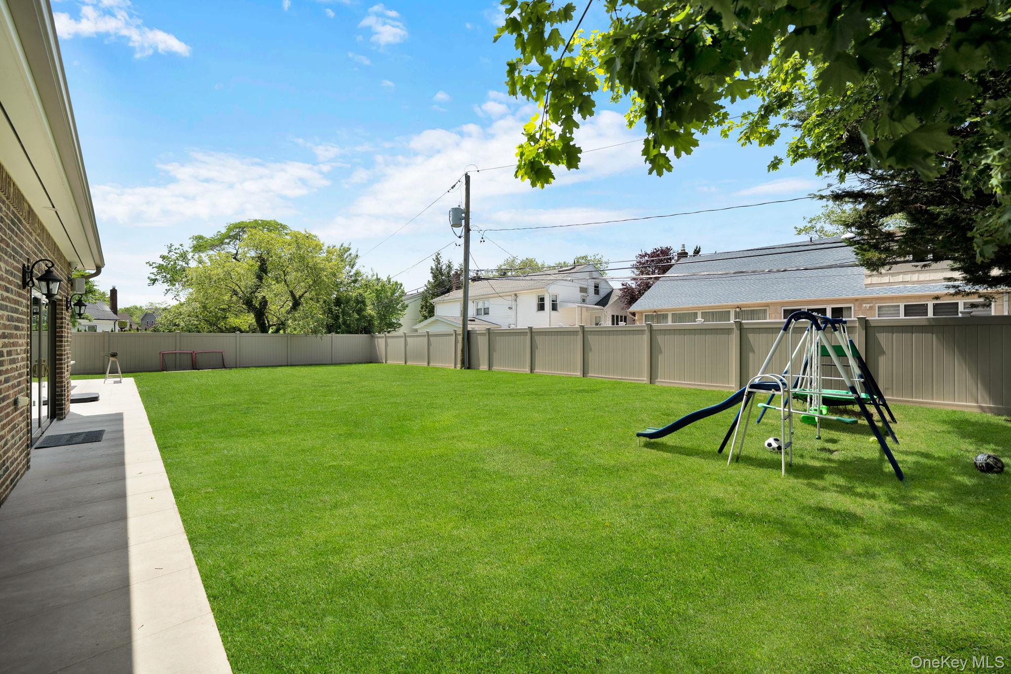 783 Oakleigh Road – For Sale photo 36