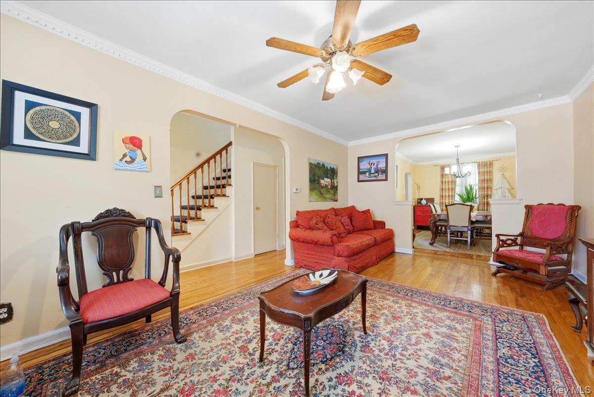 4425 Richardson Avenue – For Sale photo 8